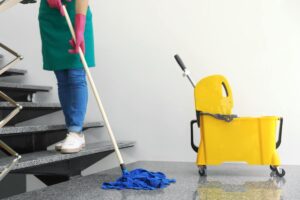 pulizia scale condominio