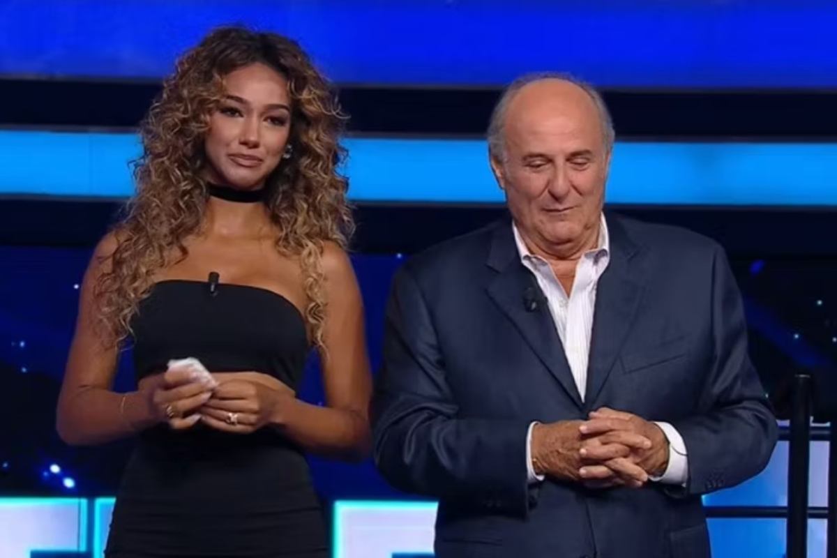 samira lui e gerry scotti a la ruota della fortuna