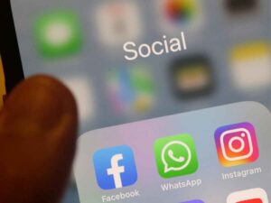 L'icona di WhatsApp e altri social