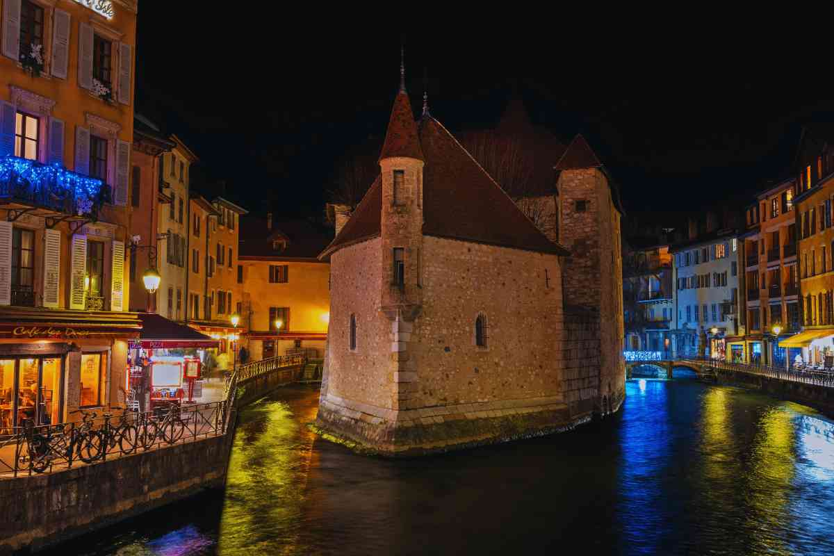 Annecy di sera