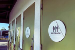 porte bagno pubblico