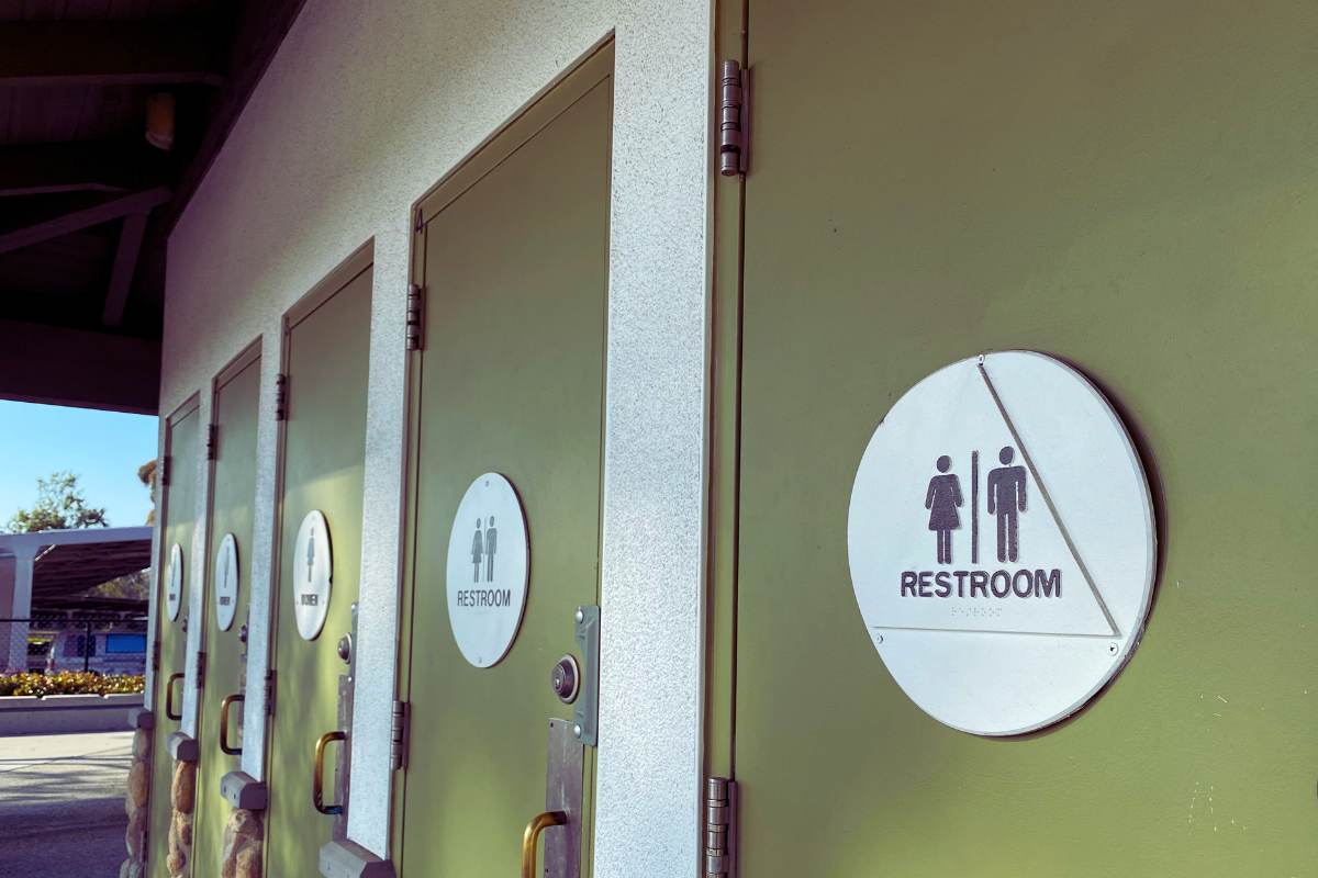 porte bagno pubblico