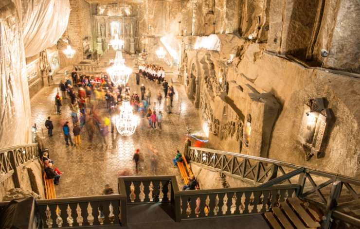 cattedrale scolpita nel sale sotto terra