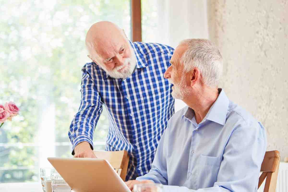 Pensionati al computer