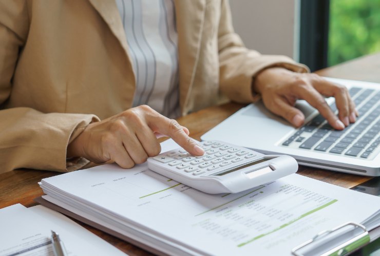 donna che va calcoli